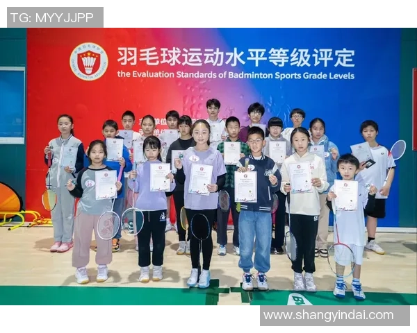 羽毛球热议：上海羽毛球队力量争议引发的深度讨论与思考