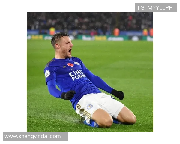 足球明星杰拉姆的传奇人生与赛场背后的故事揭秘